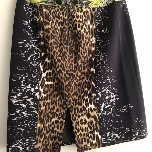 Gorgeous silk skirt from Tahari - Picture 2 of 3